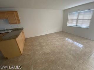 Building Photo - 1324 Miramar St