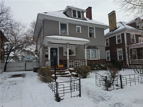 Building Photo - 180 Dartmouth St
