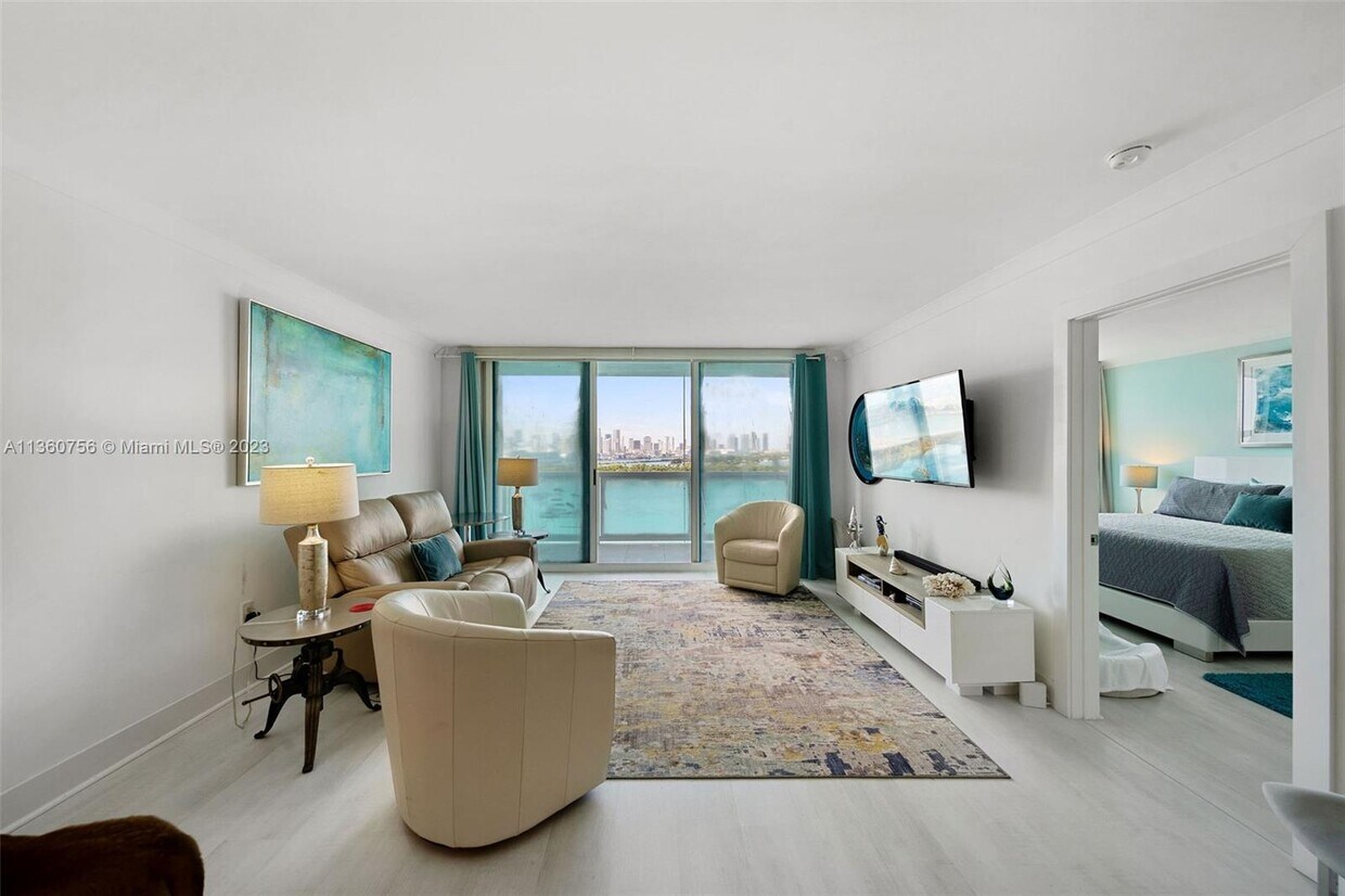 Foto principal - 650 West Ave