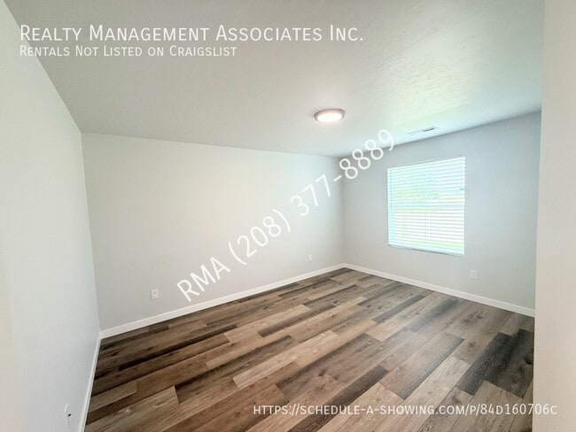 Foto del edificio - 3781 W La Brea Dr