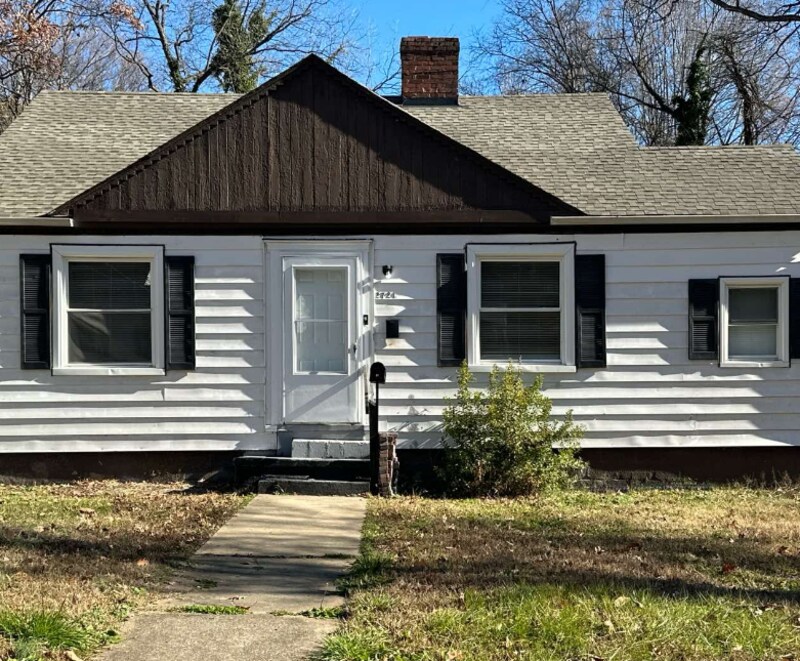 Primary Photo - 2721 Ivy Ave