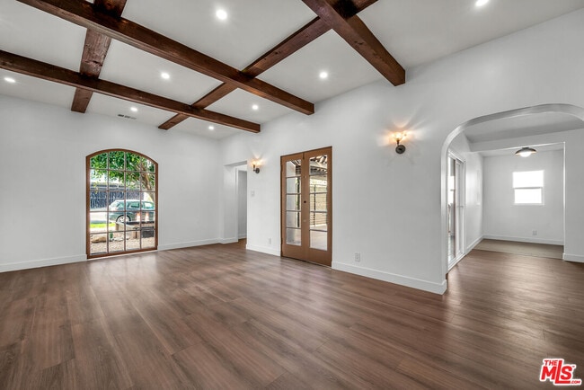 Foto del edificio - 1450 Reeves St