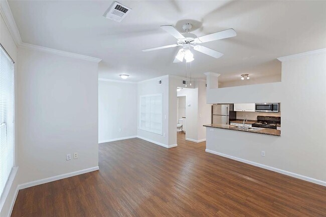 Foto del edificio - 10505 S I-35 Frontage Rd