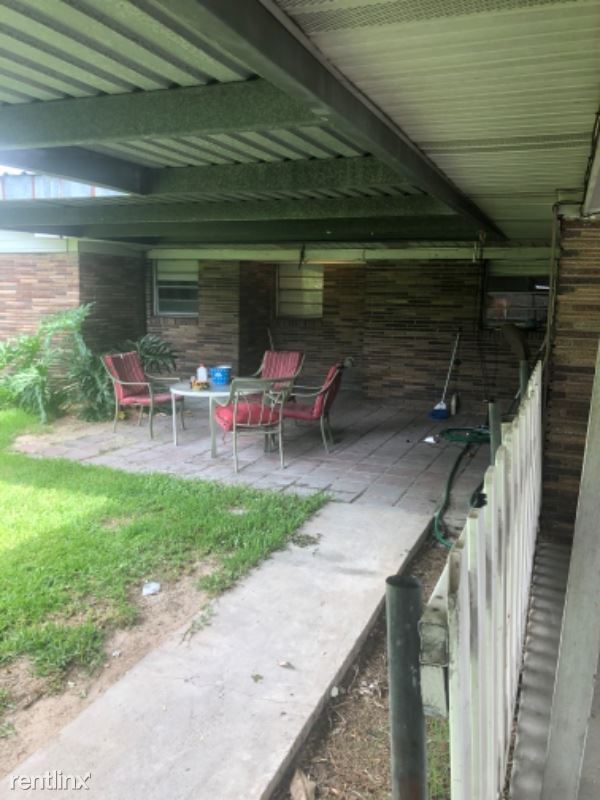 Foto del edificio - 4 br, 2 bath House - 201 W Mcneese St