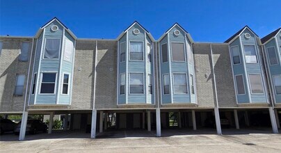 Building Photo - 18617 Egret Bay Blvd