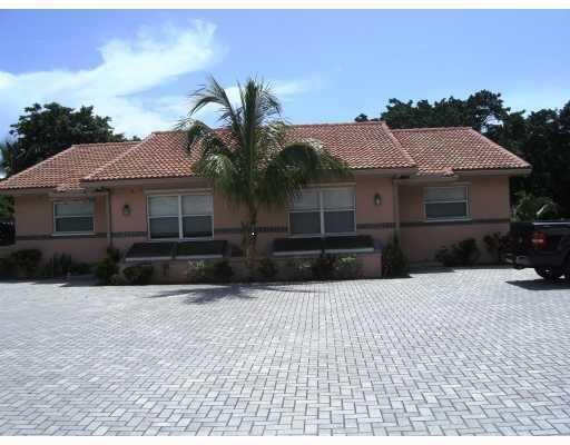 Foto principal - 98 NW 4th Ave