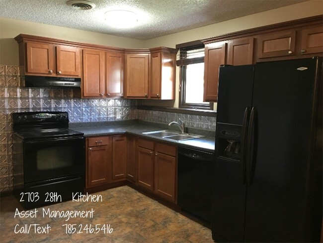 Building Photo - 2703 28th St