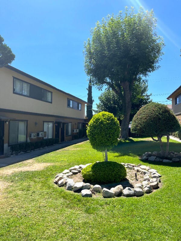 homes for rent in upland ca 91786