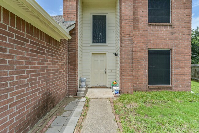 Building Photo - 7102 Calix Ln