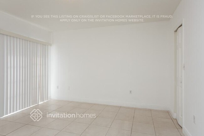 Building Photo - 10029 SW 146th Pl