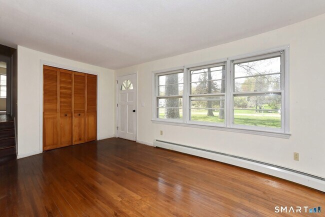 Foto del edificio - 18 Old Young St