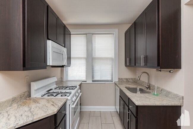 Foto del edificio - 4812 N Oakley Ave