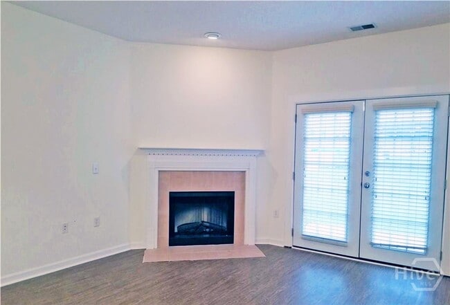 Building Photo - 775 Canyon Oak Loop