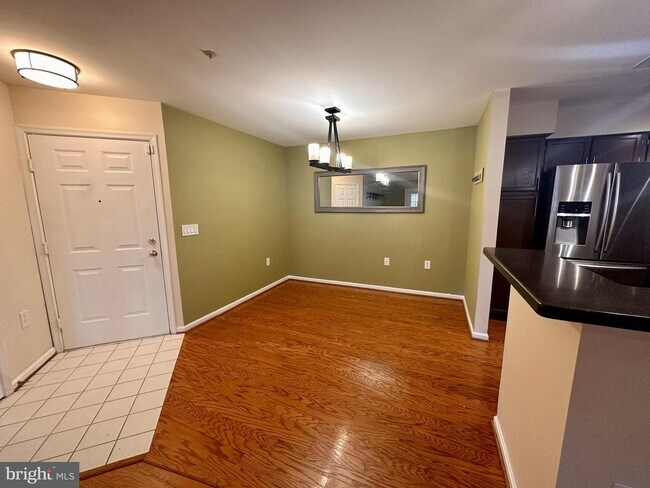 Building Photo - 6600 Thackwell Way