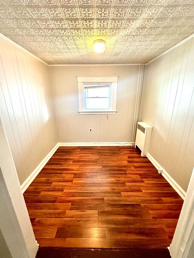 Foto del edificio - 103 Thomas Hill Rd