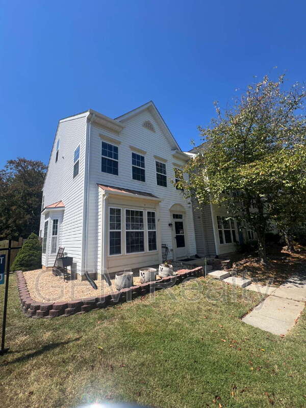 Foto del edificio - 5218 Drakes Ct