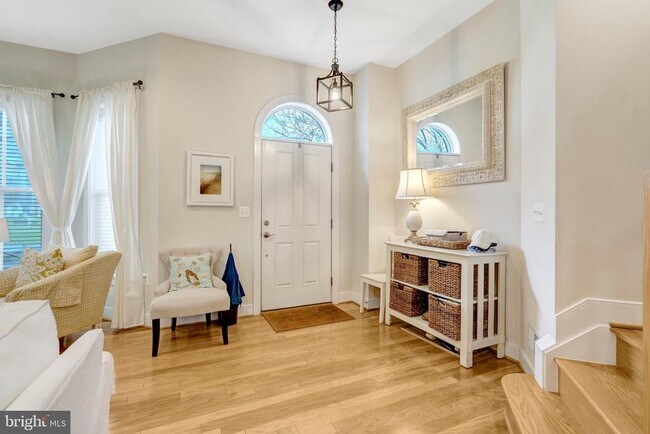 Foto del edificio - 711 McKenzie Ave