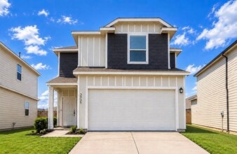 Building Photo - 3935 Deledda Dr