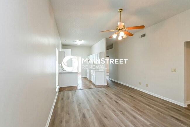 Foto del edificio - 3 Bedroom Pet-Friendly Home in Memphis, TN with Main Street Renewal