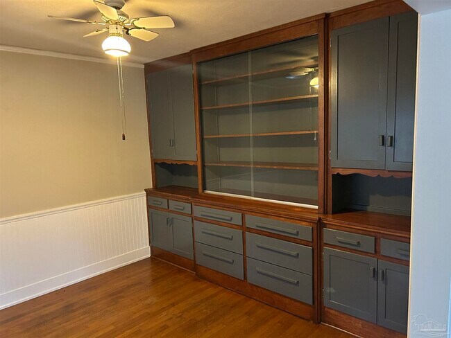 Foto del edificio - 1701 E Bobe St