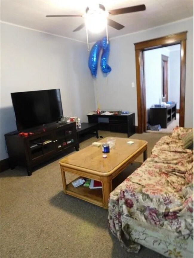 Living Room - 723 W 5th St