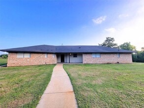 Building Photo - 3902 E Bankhead Hwy