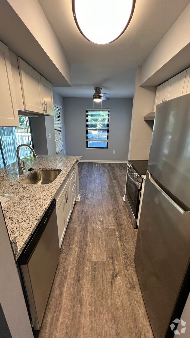 The Cedarwood 2BR,2BA - Amber Lake Apartment Homes