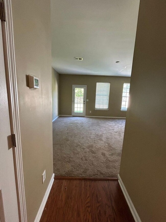 Foto del edificio - Gated Community off Central Ave in Summerville!