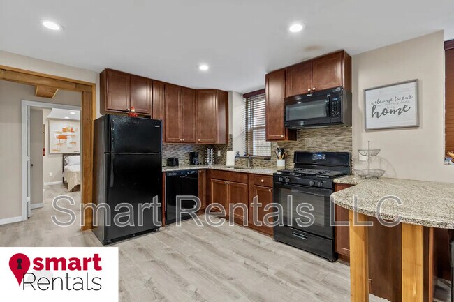 Building Photo - 3640 Shaw Blvd