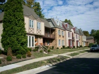 Primary Photo - Youngstown Apartments