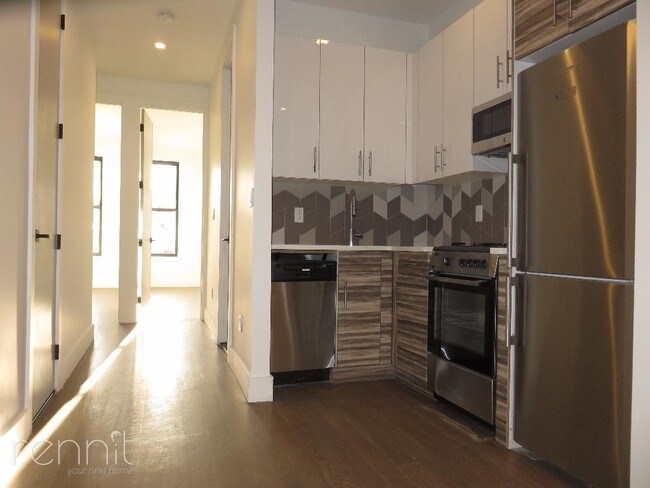 Foto del edificio - 560 Fairview Ave