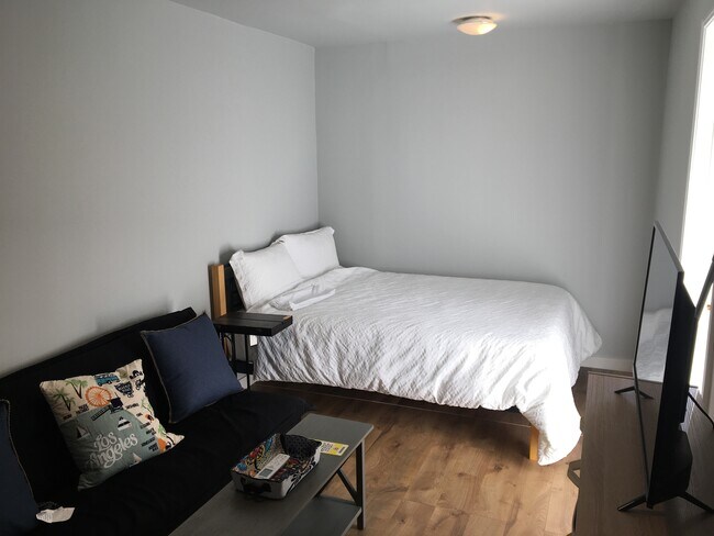 Building Photo - 10776 Tabor St