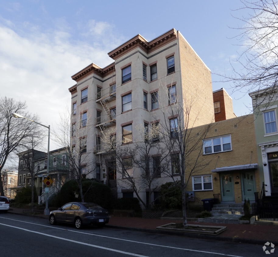 Primary Photo - 21 6th St NE