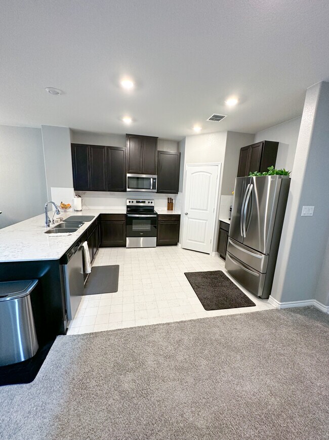 Foto del edificio - 10111 Hickory Crk