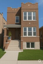 Building Photo - 2215 N Parkside Ave
