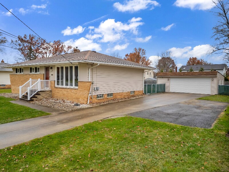 Foto principal - 21518 Willow Ln