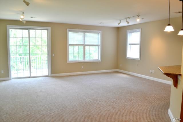 Building Photo - 1165 Meadow Lark Way