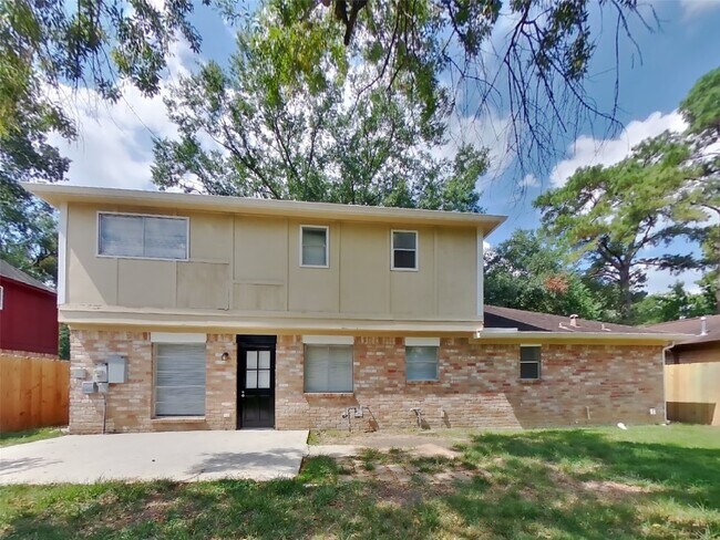 Foto del edificio - 24122 Spring Mill Ln