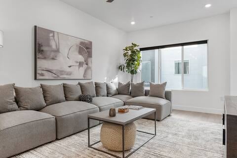 Photo - 765 N 400 W (Salt Lake City, UT)