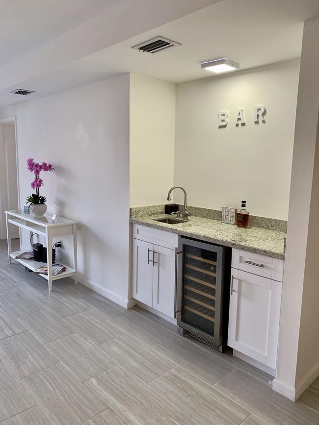 Wet bar - 16531 NE 35th Ave