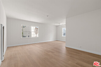 Building Photo - 148 S McCarty Dr