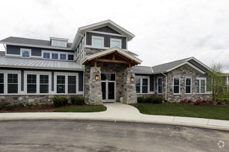 Building Photo - The Lakes of Valparaiso