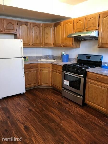 Building Photo - 861 Rossville Ave