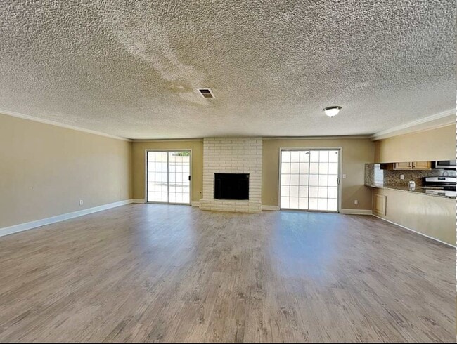 Foto del edificio - 5405 N Acacia Ave