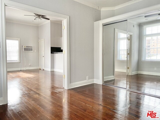 Building Photo - 861 Fedora St