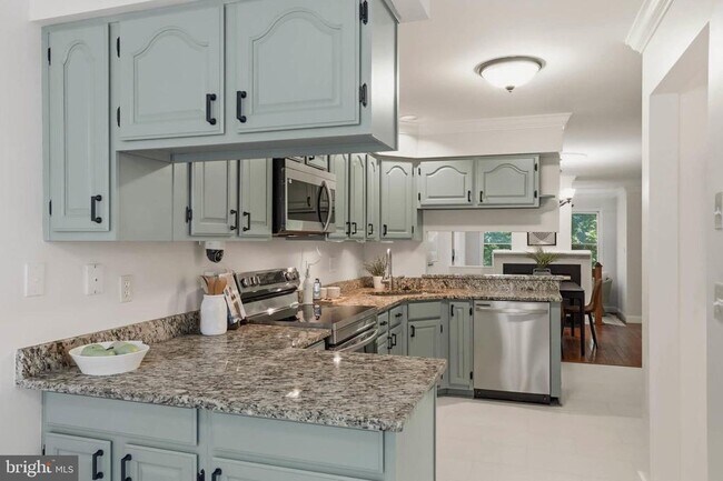 Foto del edificio - 2734 Gingerview Ln