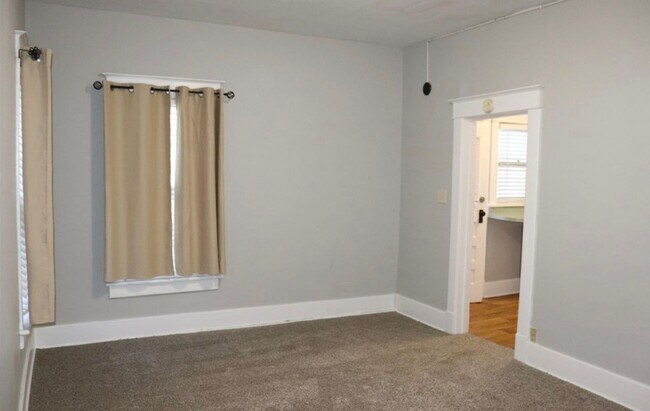 Foto del edificio - 1535 N 32nd St