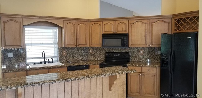 Foto del edificio - 5730 NW 48th Ct