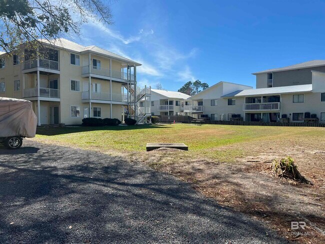 Foto del edificio - 25957 Canal Rd