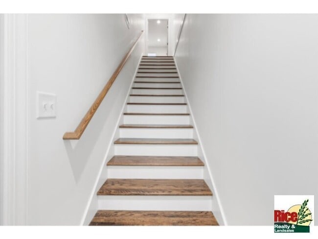 Foto del edificio - New build townhome available this spring!